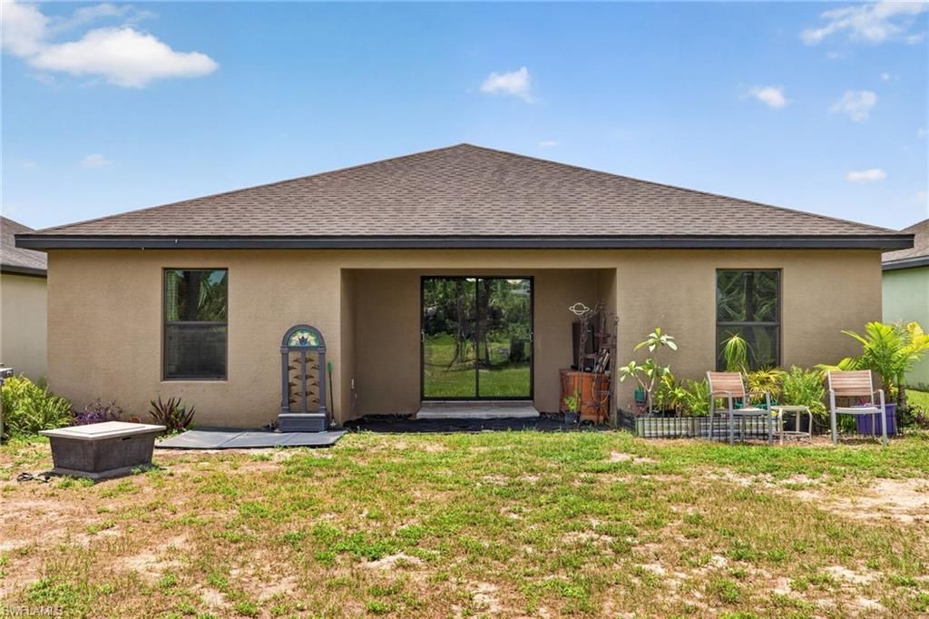 225 Shadow Lakes Dr, Lehigh Acres, FL 33974 Photo