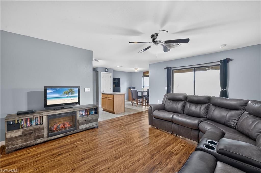 225 Shadow Lakes Dr, Lehigh Acres, FL 33974 Photo