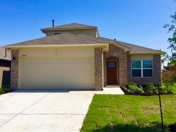 7008 Loretta White LN, Austin, TX 78744