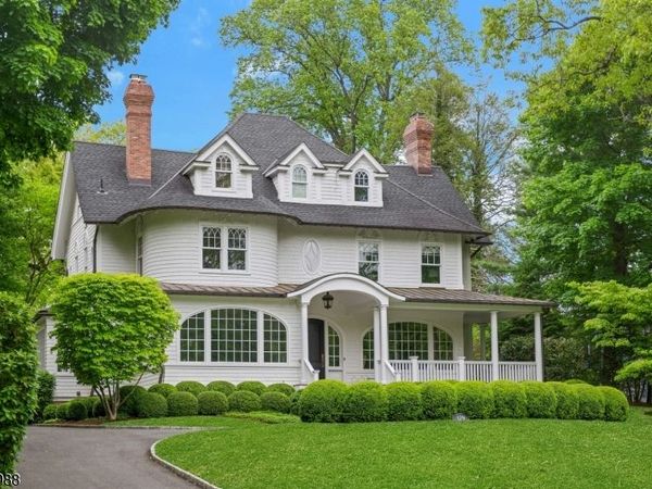 129 Hobart Ave, Summit, NJ 07901