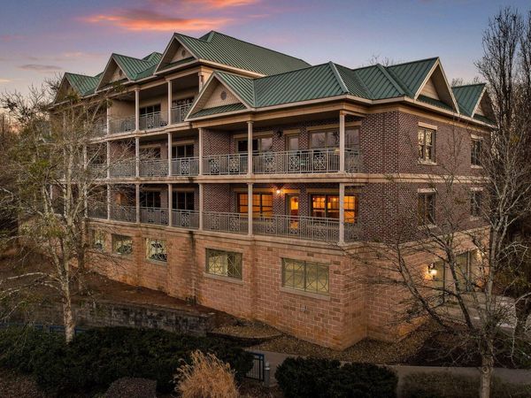 733 Battery Place, Unit 101, Chattanooga, TN 37403