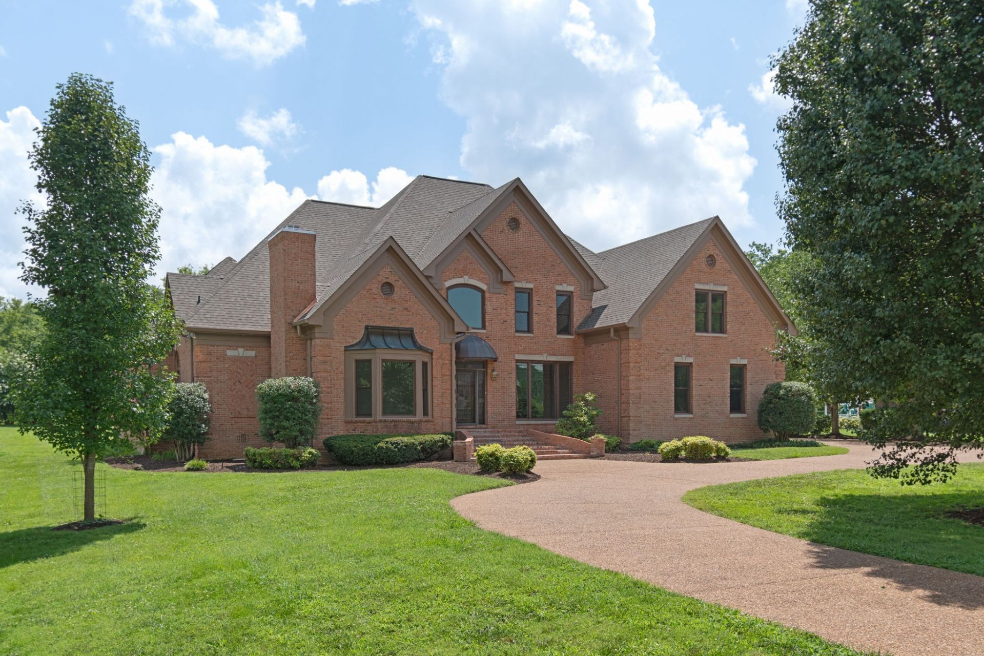 2831 Polo Club Rd , Nashville, TN 37221 Main Photo