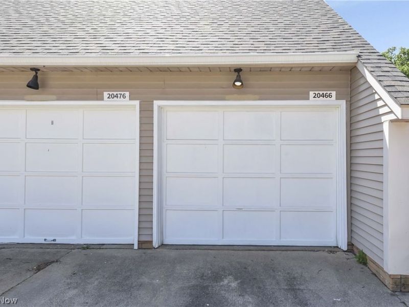 20466 Williamsburg Court, Unit 208B, Middleburg Heights, OH 44130 Photo 26