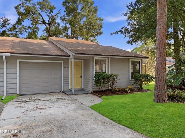 6620 WELLINGTON PLACE Lane, Jacksonville, FL 32216