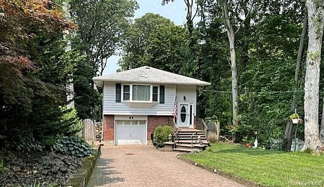 82 Sheppard Lane, Nesconset, NY 11767 Main Photo