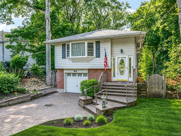 82 Sheppard Lane, Nesconset, NY 11767