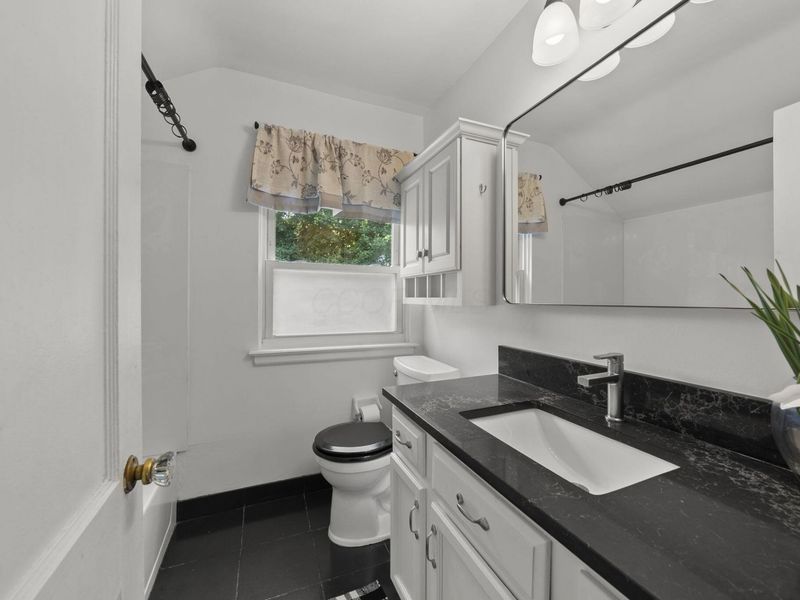 1940 Riverside Drive, Upper Arlington, OH 43221 Photo 24