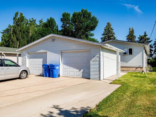 3119-3121 10th Avenue N, Fargo, ND 58102