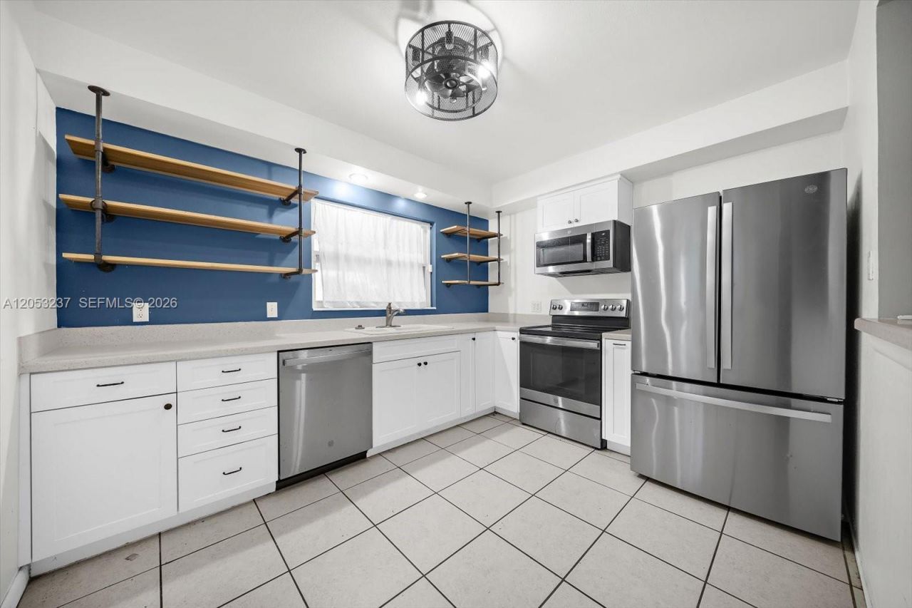 4946 2nd Ave N St Petersburg, Saint Petersburg, FL 33710 Photo