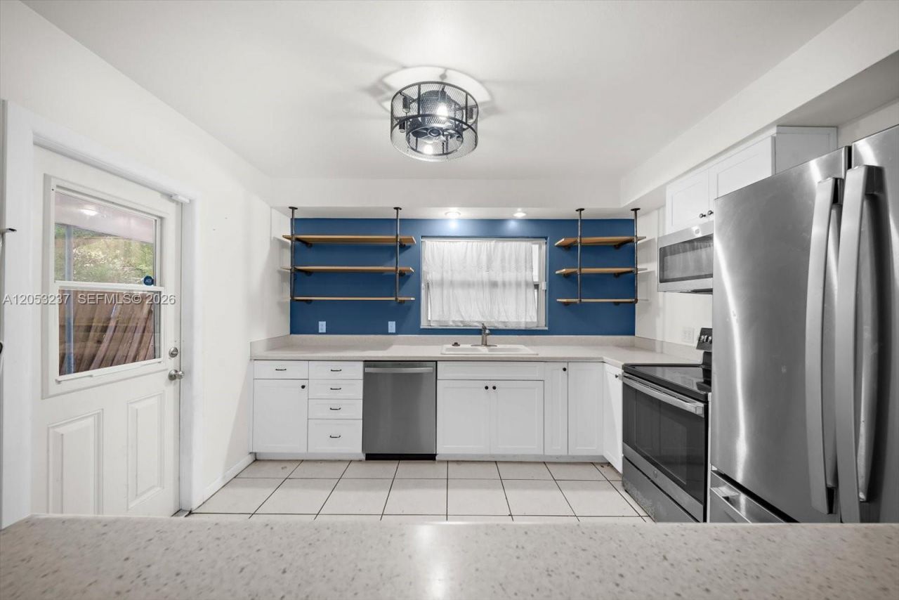 4946 2nd Ave N St Petersburg, Saint Petersburg, FL 33710 Photo