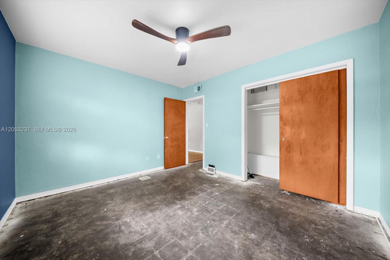 4946 2nd Ave N St Petersburg, Saint Petersburg, FL 33710 Photo