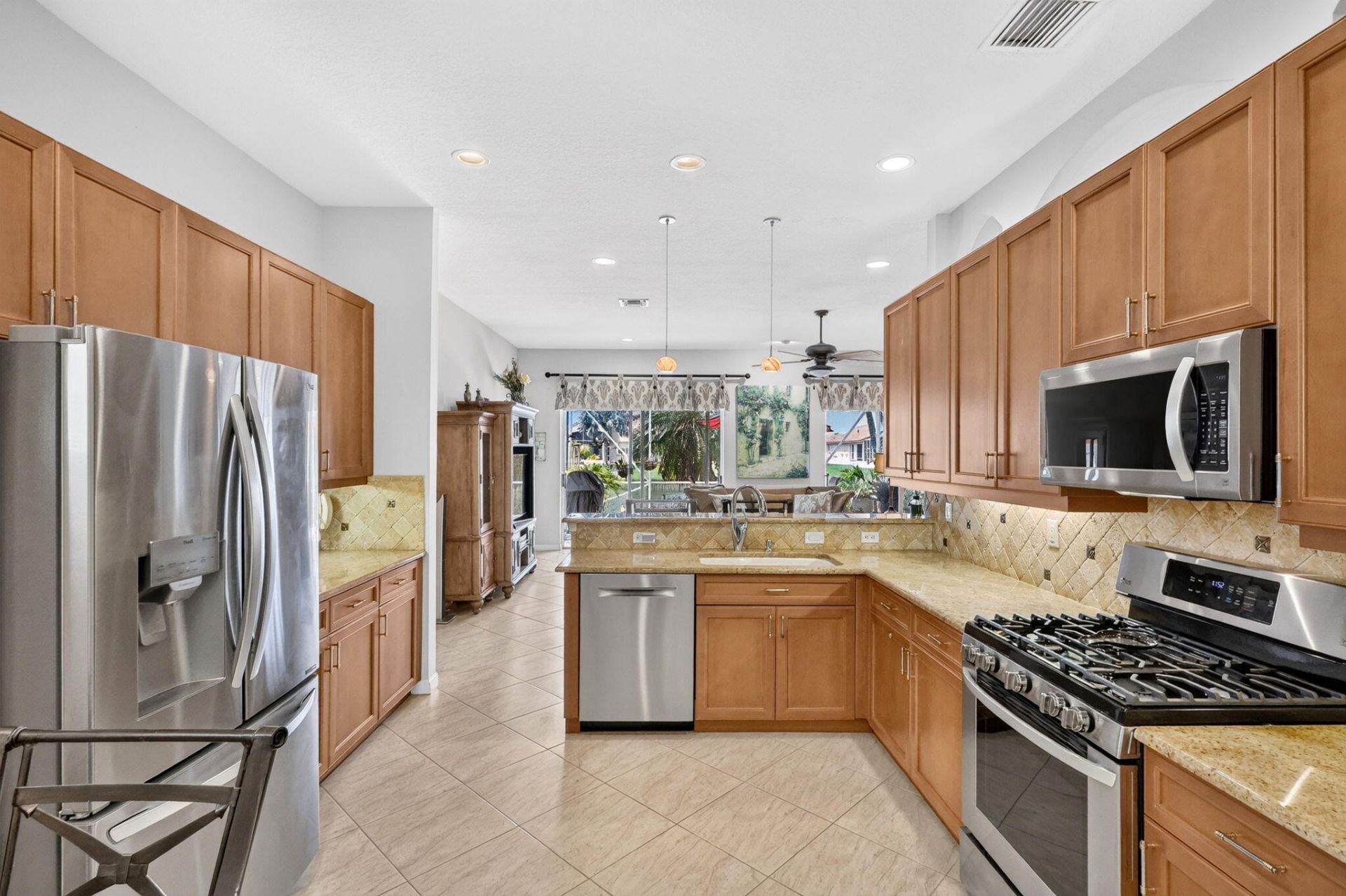 347 NW Shoreview Drive, Port Saint Lucie, FL 34986 Photo