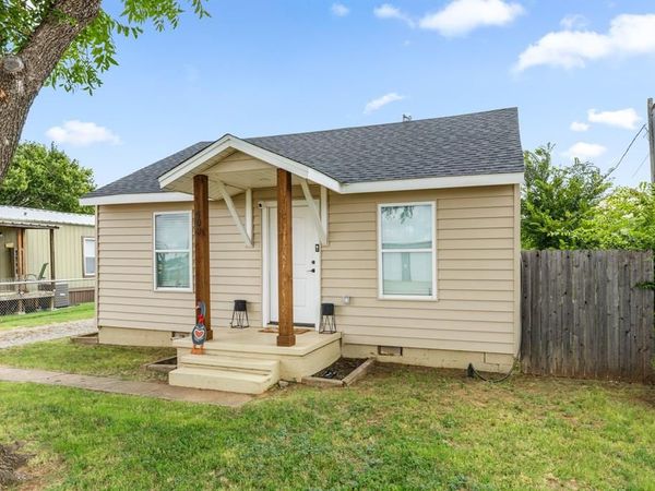 403 S Main Street , Holliday, TX 76366
