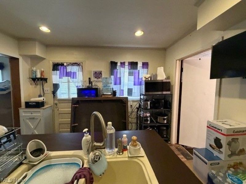 1464 E 250th Street, Unit E, Euclid, OH 44117 Photo 19