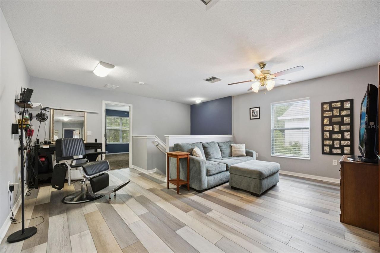 381 Misty Oaks Lane, Eustis, FL 32736 Photo