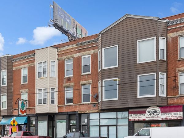 2342 W Fullerton Avenue , Unit 2, Chicago, IL 60647