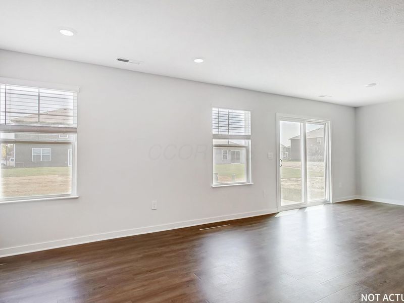 28 Mead Mill Drive, Ashville, OH 43103 Photo 8