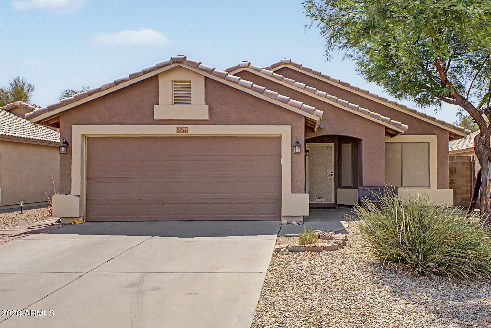 3752 S Bowman Road, Apache Junction, AZ 85119 Main Photo