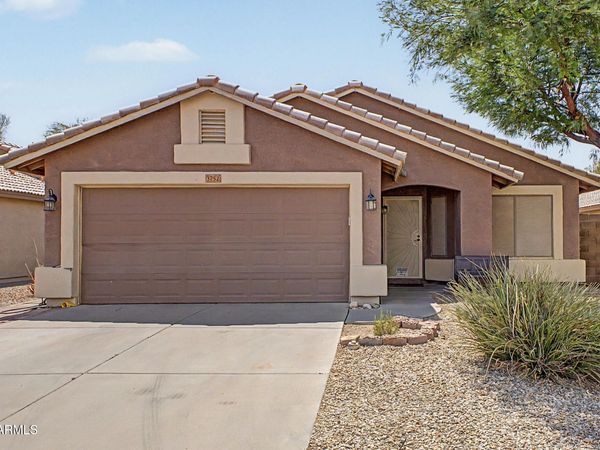 3752 S BOWMAN Road, Apache Junction, AZ 85119