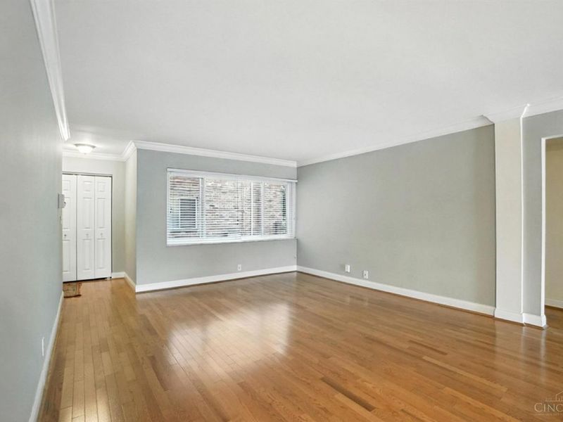 2270 Madison Road, Cincinnati, OH 45208 Photo 10