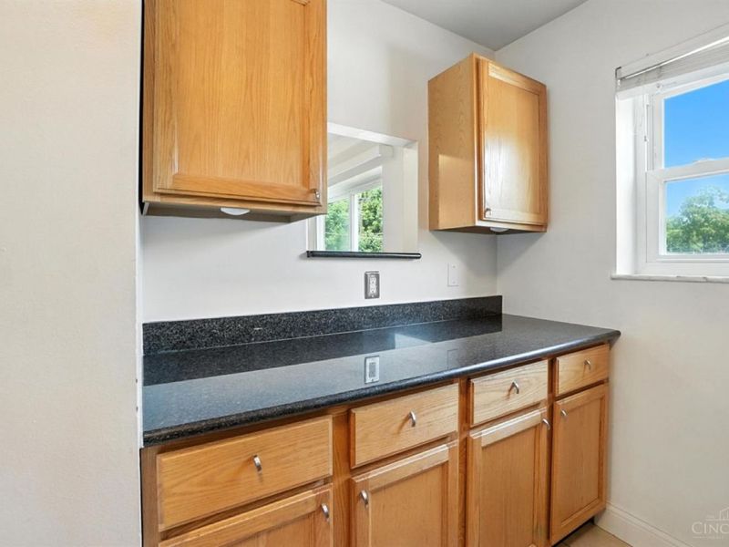 2270 Madison Road, Cincinnati, OH 45208 Photo 19