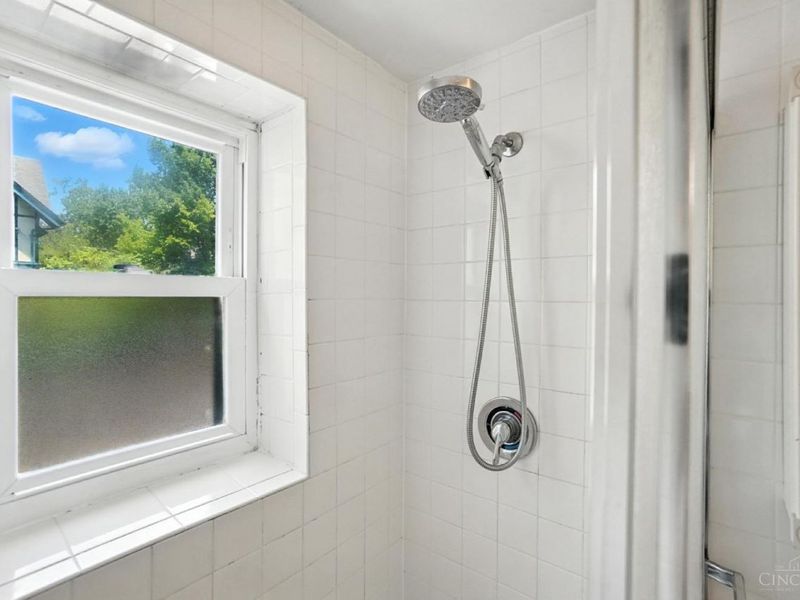 2270 Madison Road, Cincinnati, OH 45208 Photo 29