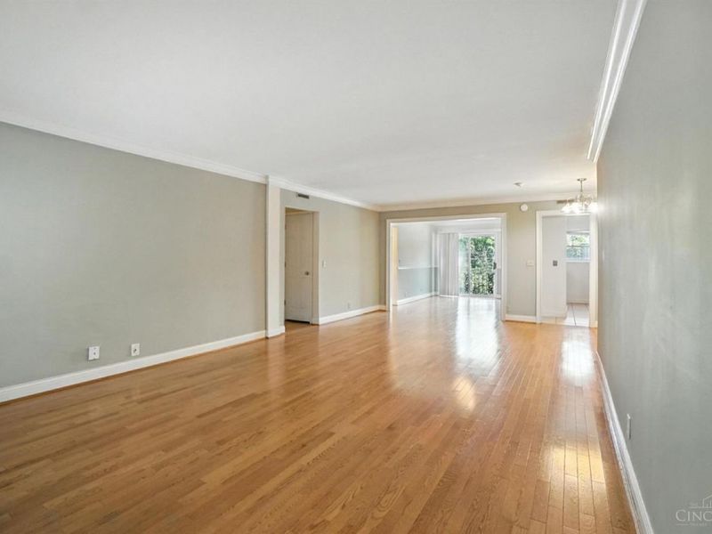 2270 Madison Road, Cincinnati, OH 45208 Photo 8
