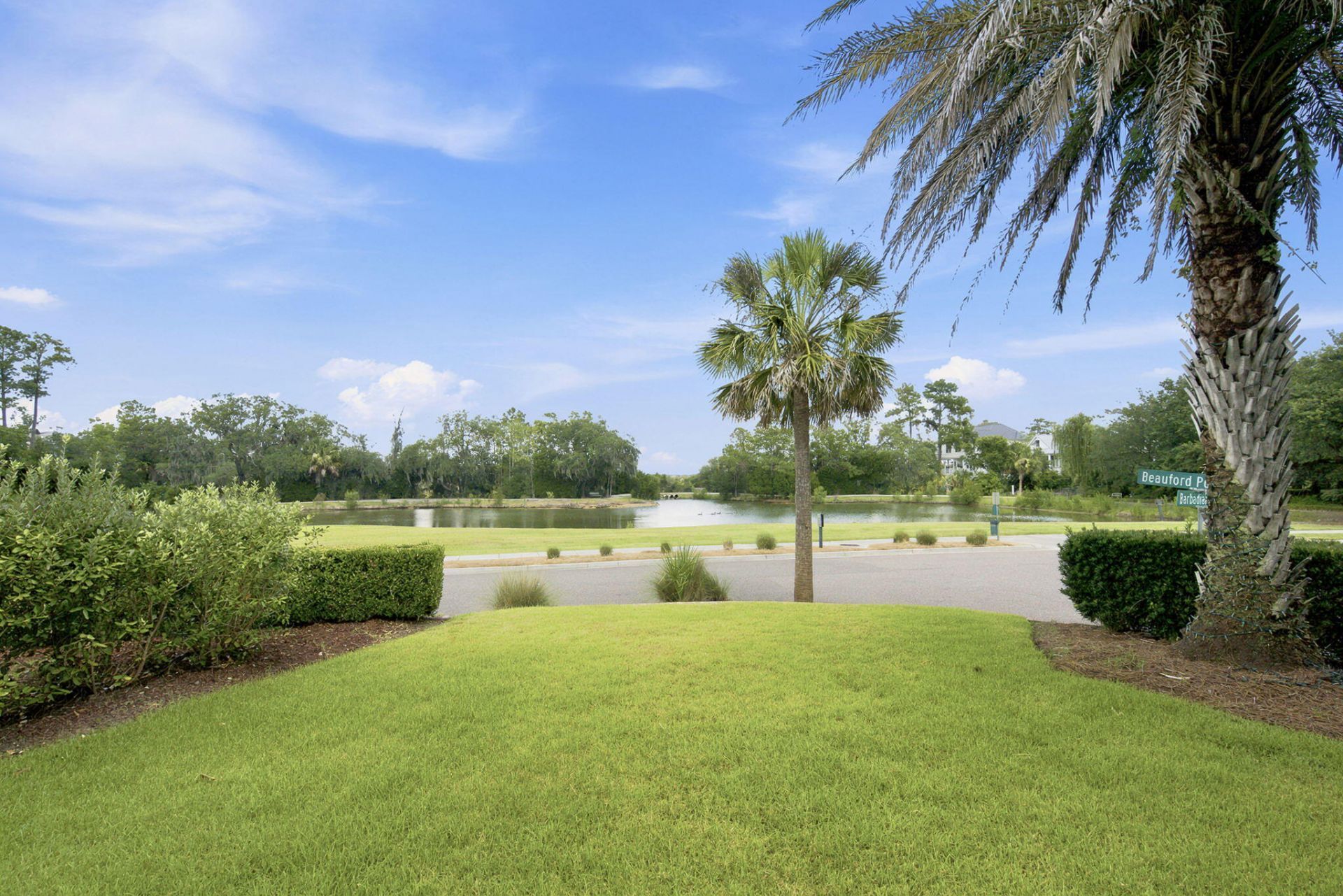 212 Beauford Pointe Photo 11