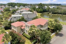 212 Beauford Pointe photo 4