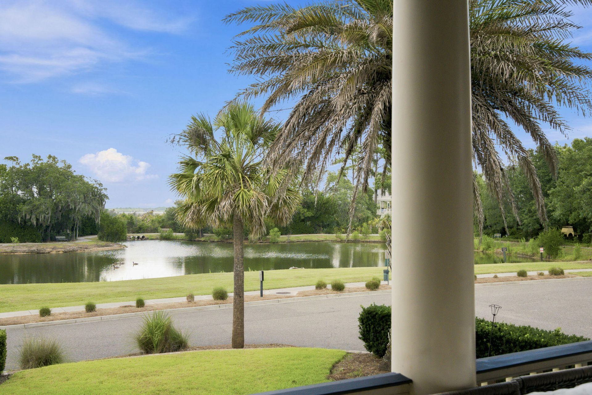 212 Beauford Pointe Photo 5