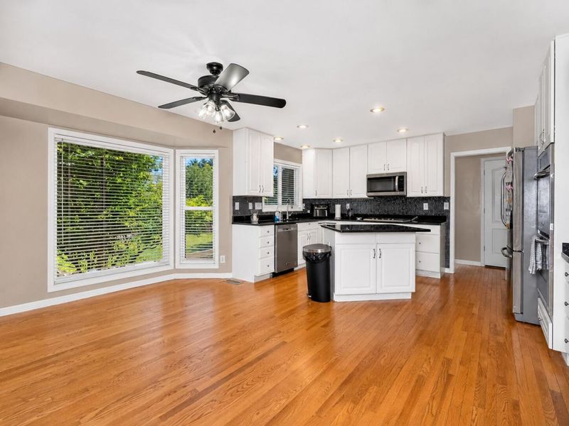 1082 Bold Forbes Court, Union, KY 41091 Photo 8