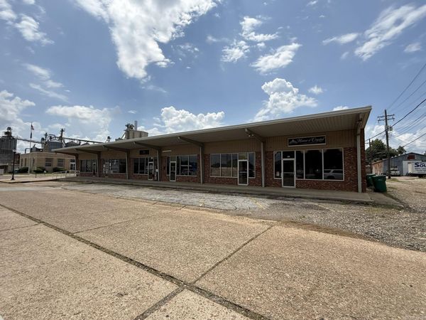 101 W Shepherd Street, Nashville, AR 71852