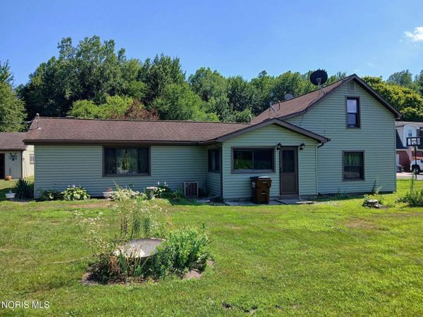 1273 County Road U , Liberty Center, OH 43532