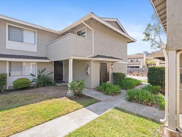 983 Amistad Place, Unit D, El Cajon, CA 92019