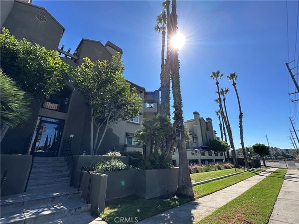 310 Lake St, Unit 105, Huntington Beach, CA 92648