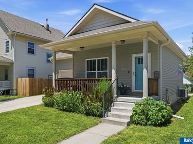 2206 E Street, Lincoln, NE 68510