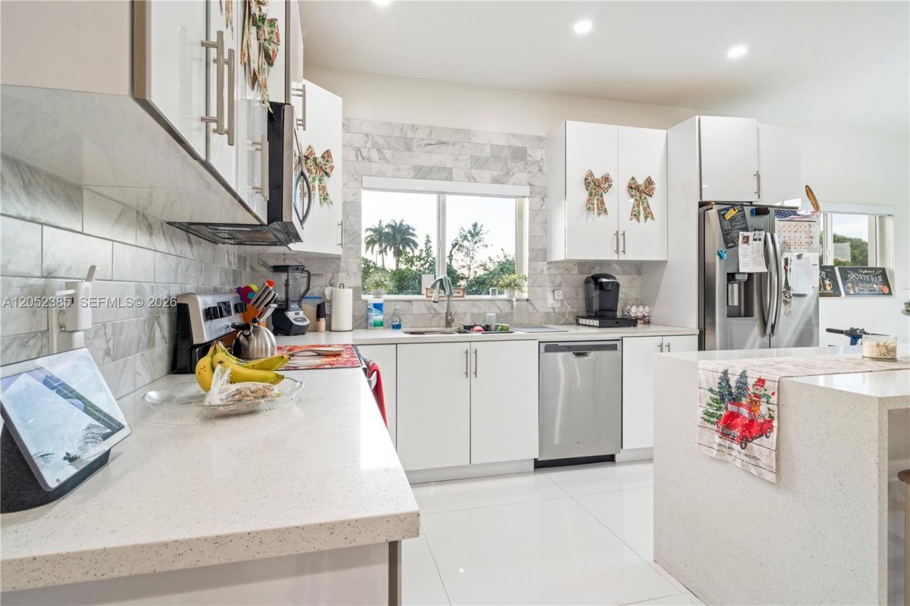 35220 SW 213th Ave , Homestead, FL 33034 Photo