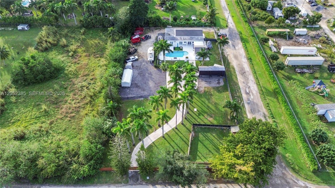 35220 SW 213th Ave , Homestead, FL 33034 Photo