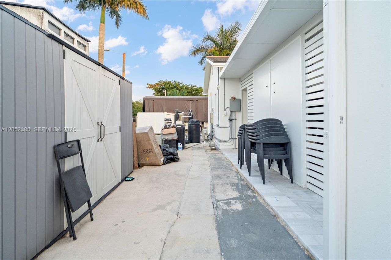 35220 SW 213th Ave , Homestead, FL 33034 Photo