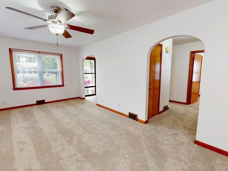 517 Euclid Street, Willard, OH 44890 Photo 10