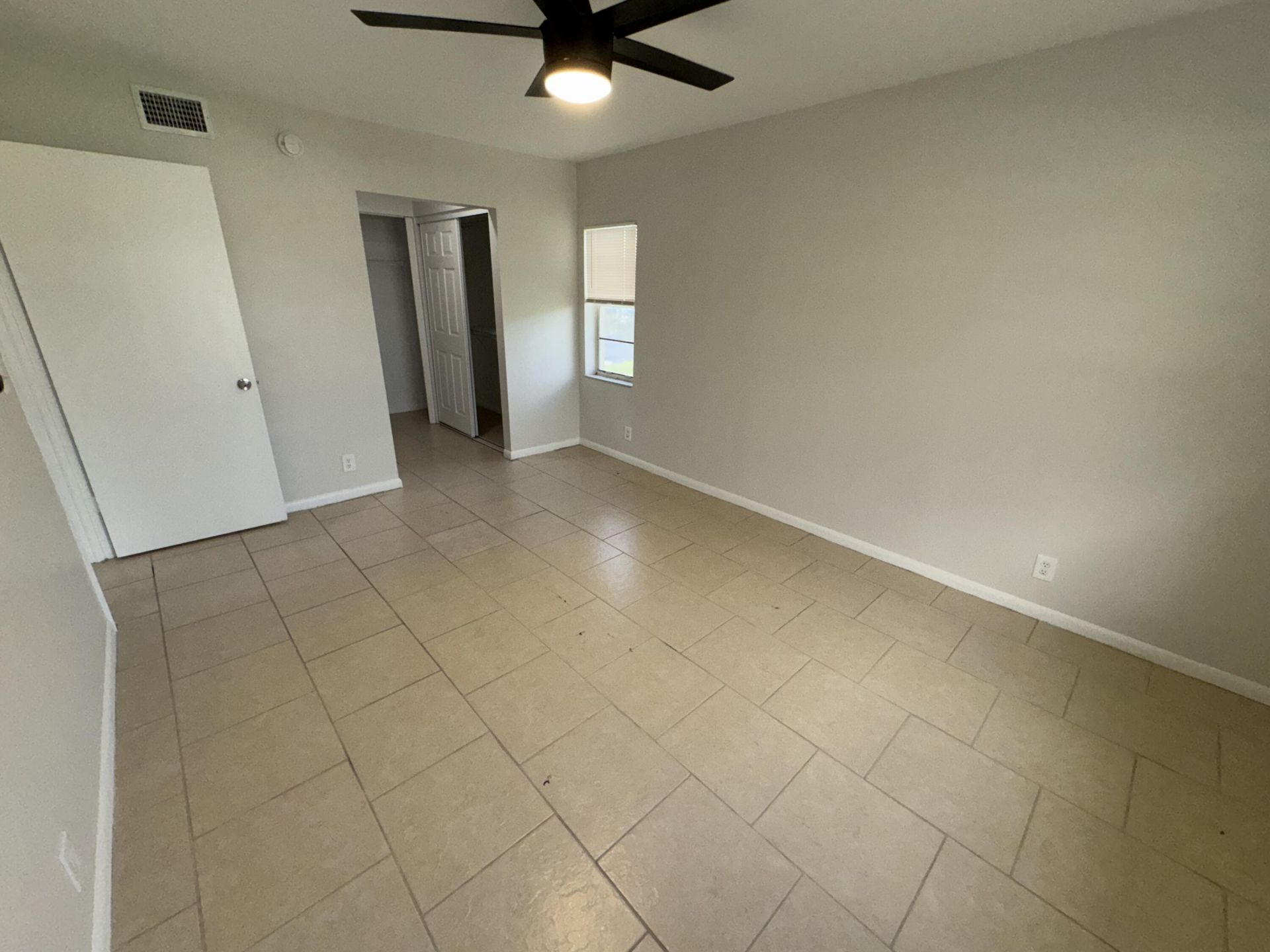 1790 Abbey Road, Unit 202, West Palm Beach, FL 33415 Photo