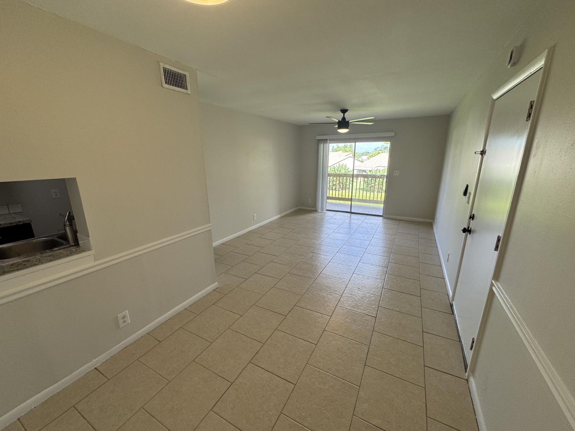 1790 Abbey Road, Unit 202, West Palm Beach, FL 33415 Photo