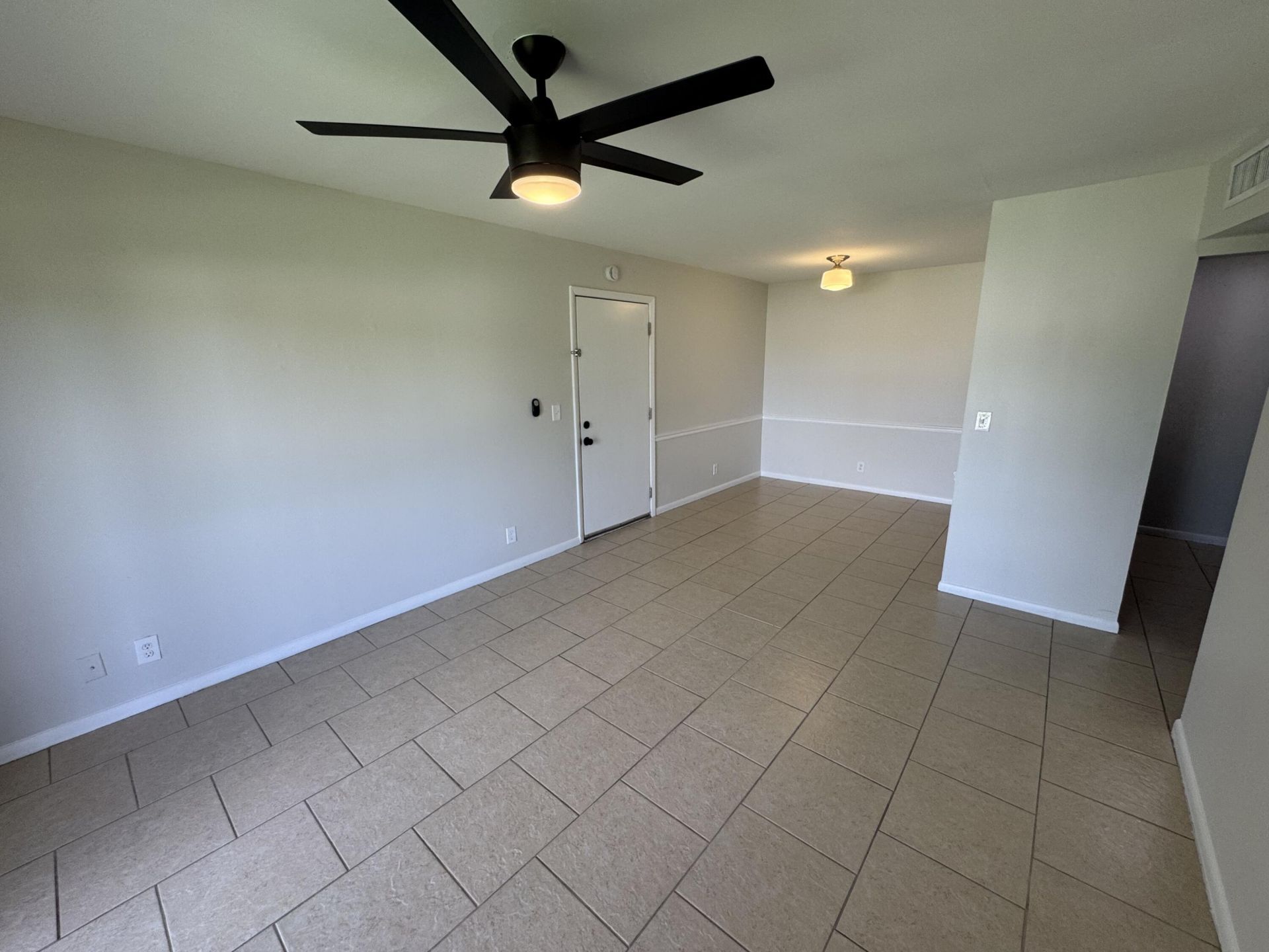 1790 Abbey Road, Unit 202, West Palm Beach, FL 33415 Photo