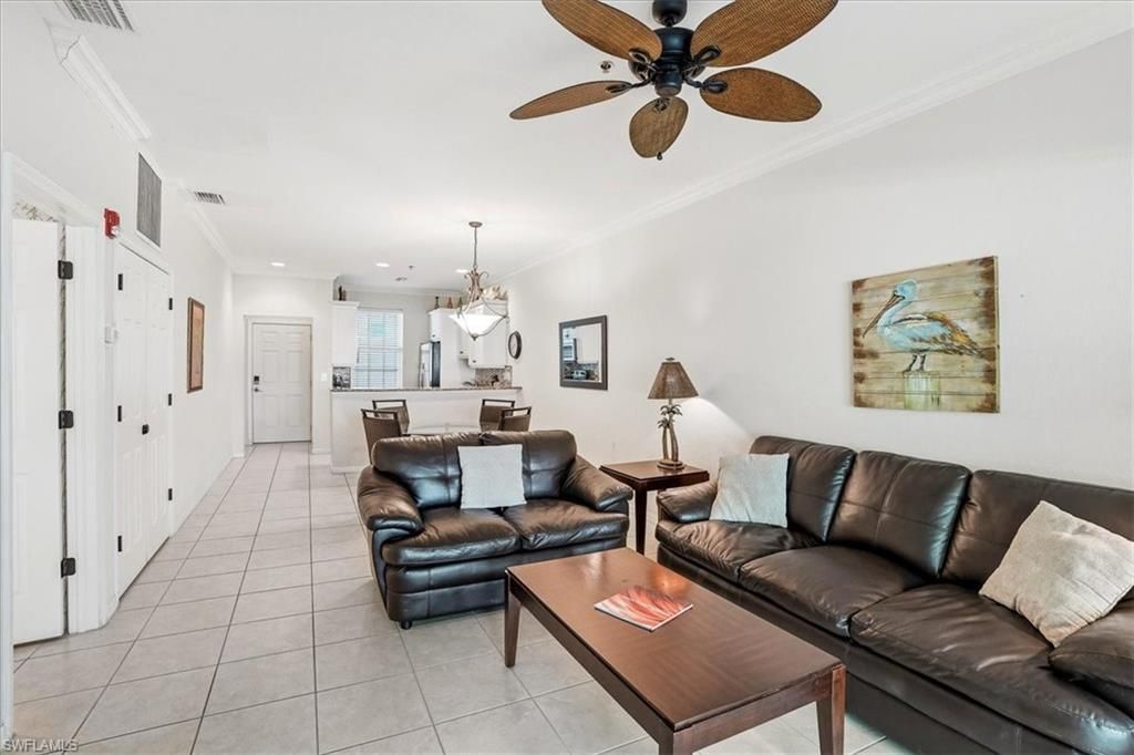 140 Palm St, Unit 207, Marco Island, FL 34145 Photo