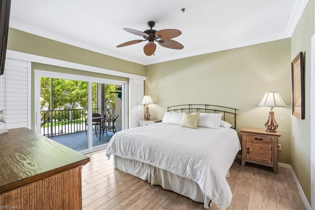 140 Palm St, Unit 207, Marco Island, FL 34145 Photo