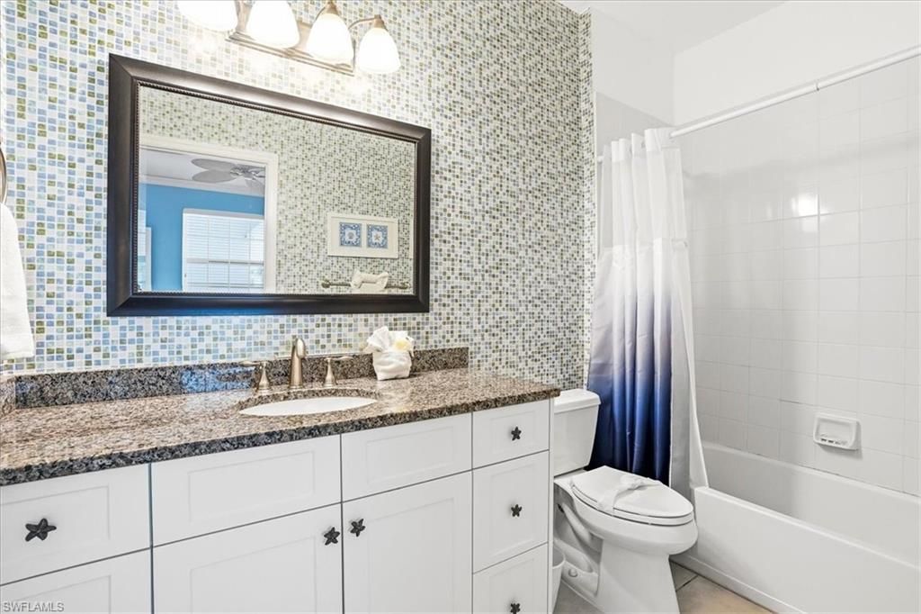 140 Palm St, Unit 207, Marco Island, FL 34145 Photo
