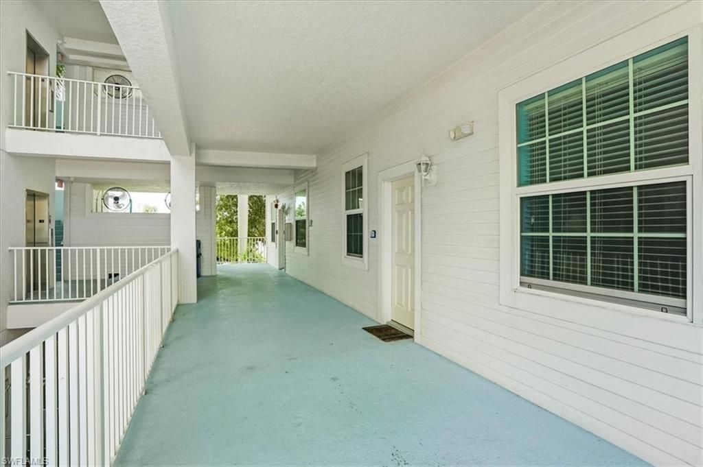 140 Palm St, Unit 207, Marco Island, FL 34145 Photo