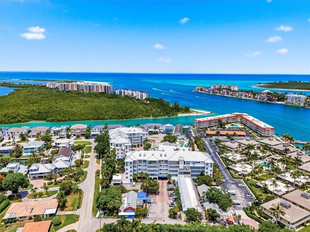 140 Palm St, Unit 207, Marco Island, FL 34145 Photo