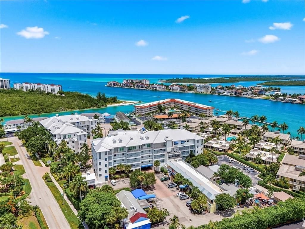 140 Palm St, Unit 207, Marco Island, FL 34145 Photo