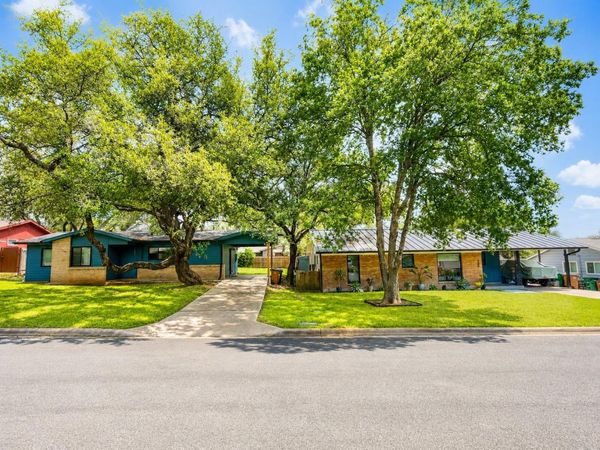 4907 Sylvandale DR, Austin, TX 78745
